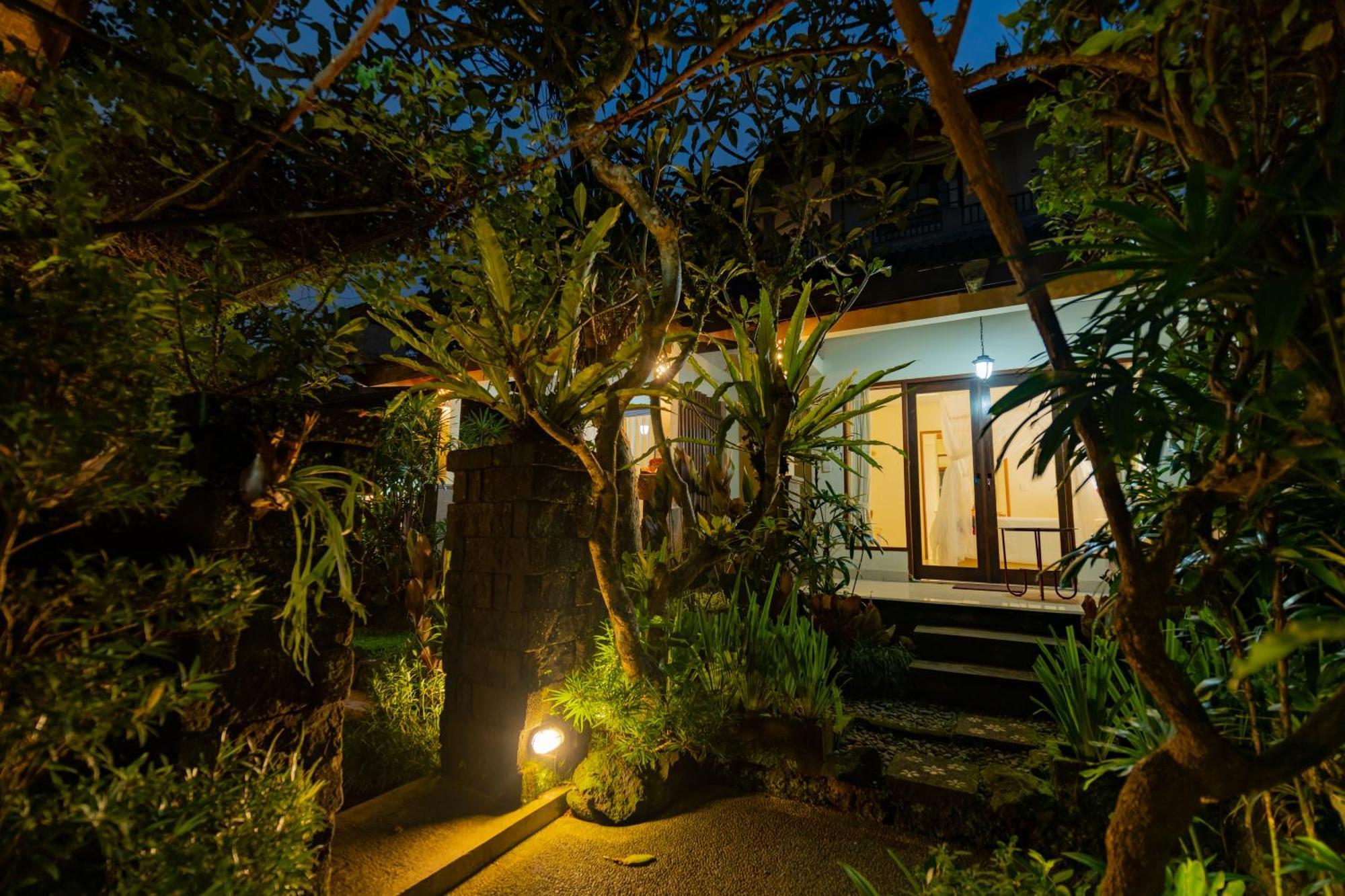 Hotel Desak Putu Putra Hidden Ubud Exterior foto