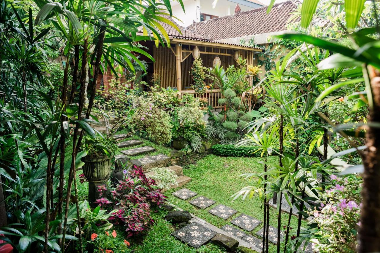 Hotel Desak Putu Putra Hidden Ubud Exterior foto